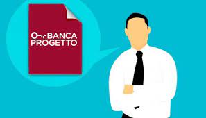 disegno di professionista con logo dietro di banca progetto